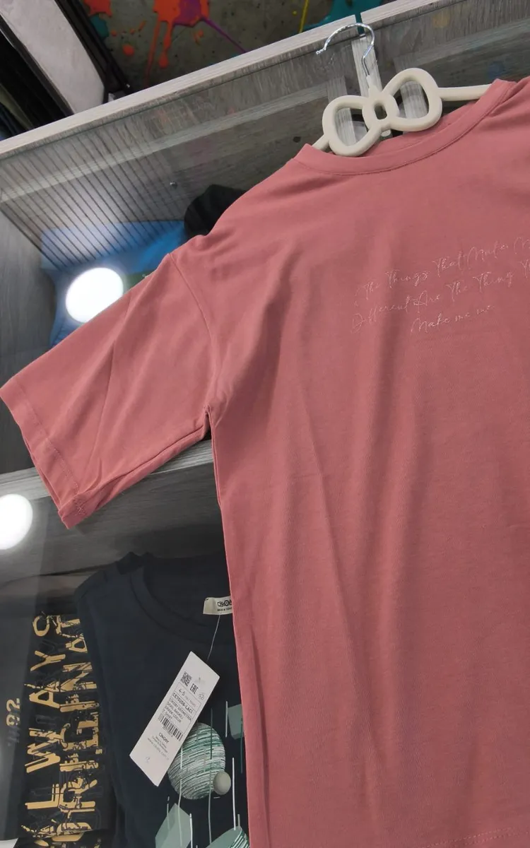 Girl's cotton top
