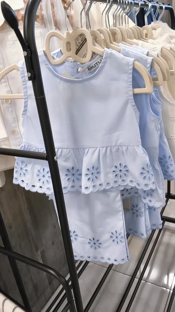 Girl's cotton pant set