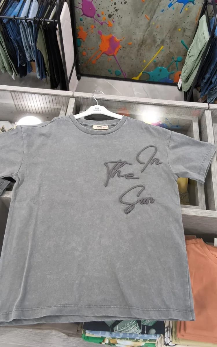Boy's t-shirt