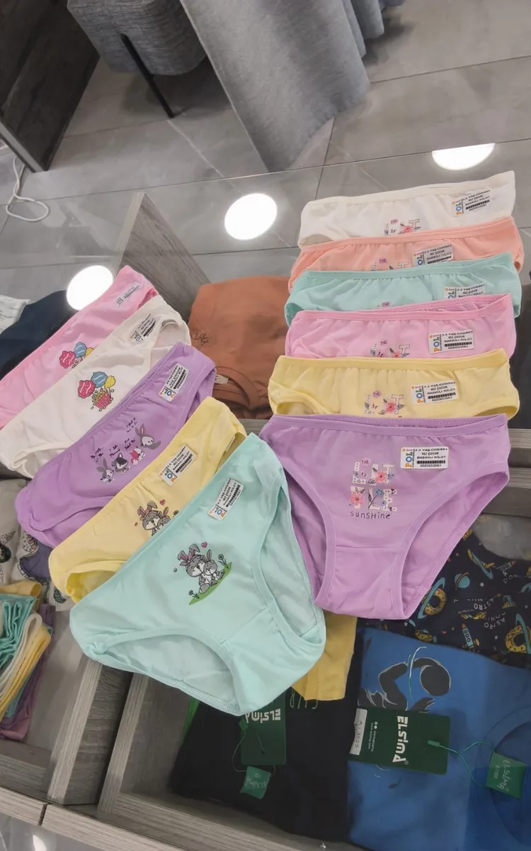 Girl's slip