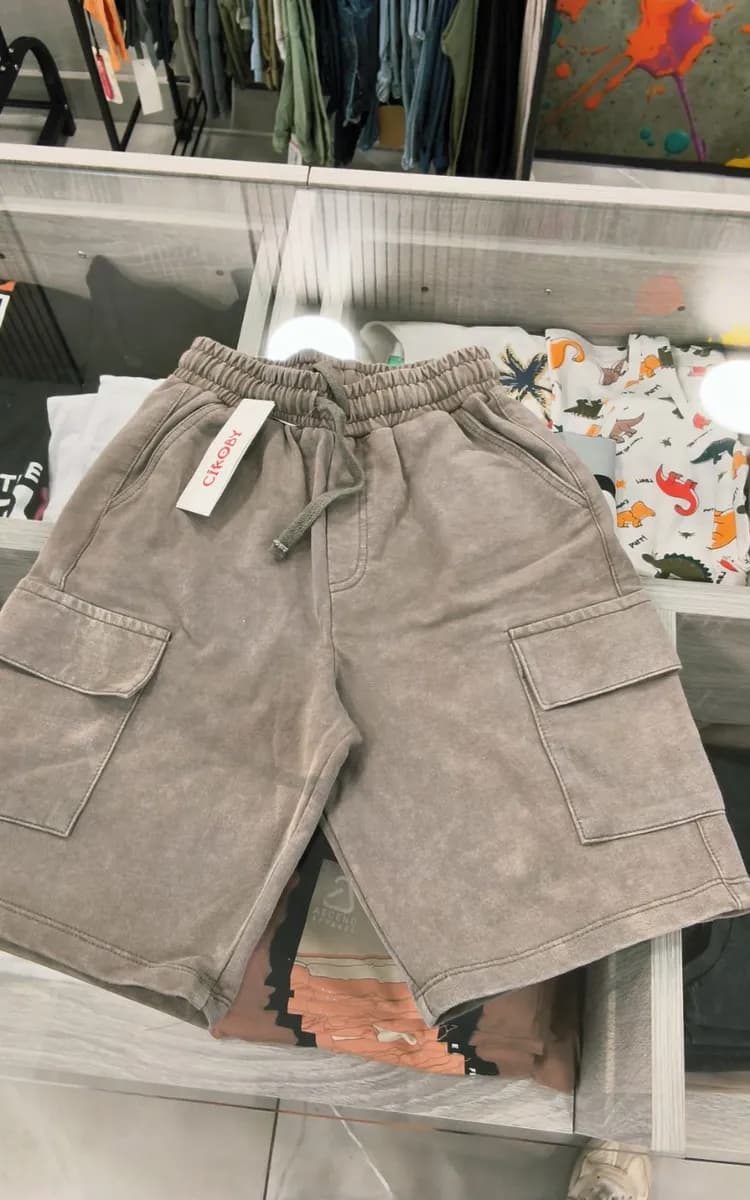 Washed cotton short