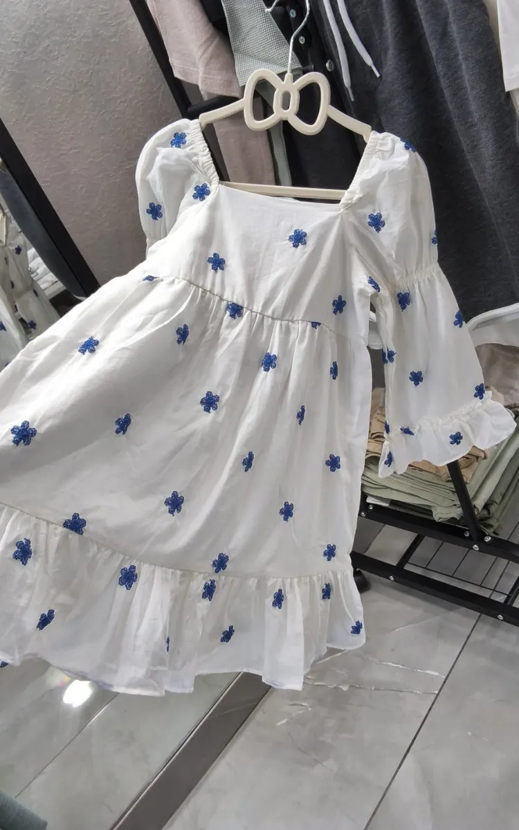 Girl's cotton vintage dress